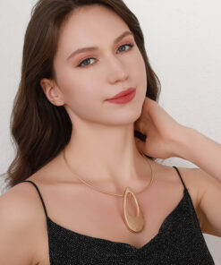 Fashion Waterdrop Pendant Necklace